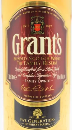 Grant's The Family Reserve Blended Scotch Whisky | 40 % Vol | 0,7 L -Senseo || Tassimo Verkäufe abdf5df98a93e40d1e6930290be6425c