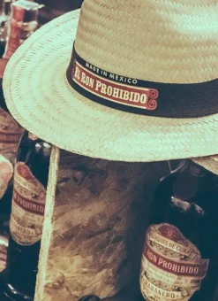 El Ron Prohibido Rum Solera 12 Jahre Mexican Rum | 40 % Vol | 0,7 L -Senseo || Tassimo Verkäufe fa078cd27e7fd0ee729ab51c0faaaa77